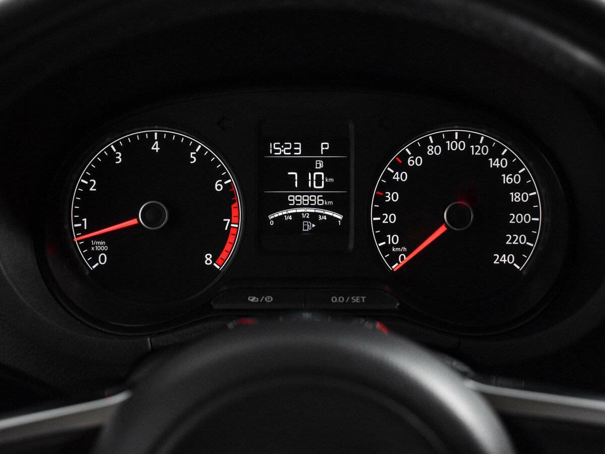 Купить Volkswagen Polo с пробегом. Фото: #16