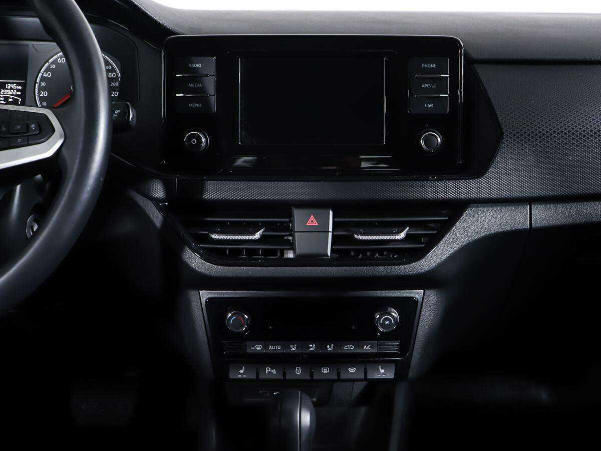 Купить Volkswagen Polo с пробегом. Фото: #11