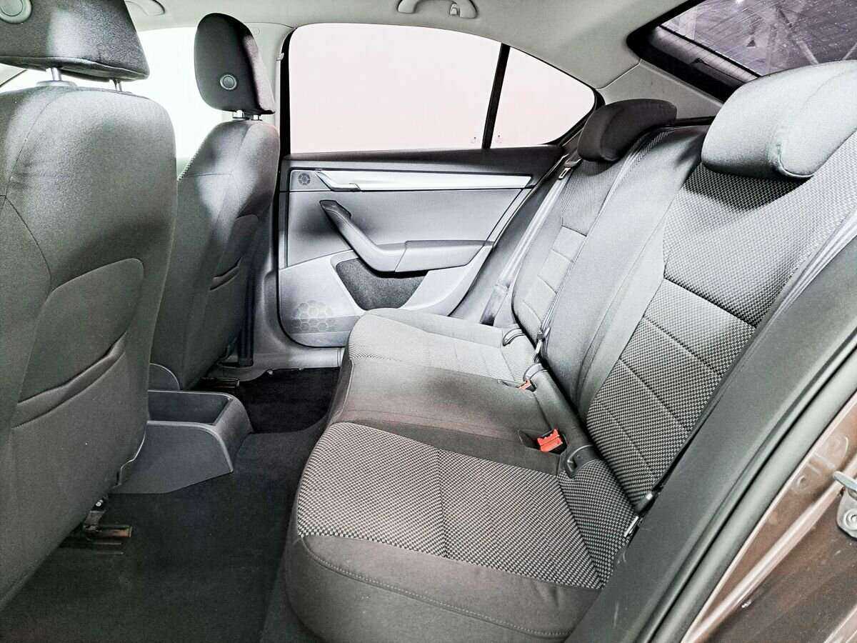 Купить Skoda Octavia с пробегом. Фото: #8