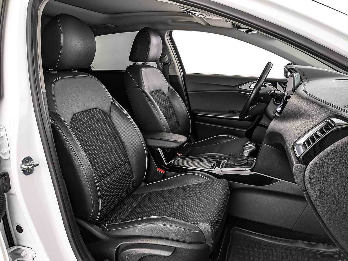 Купить Kia Ceed с пробегом. Фото: #23