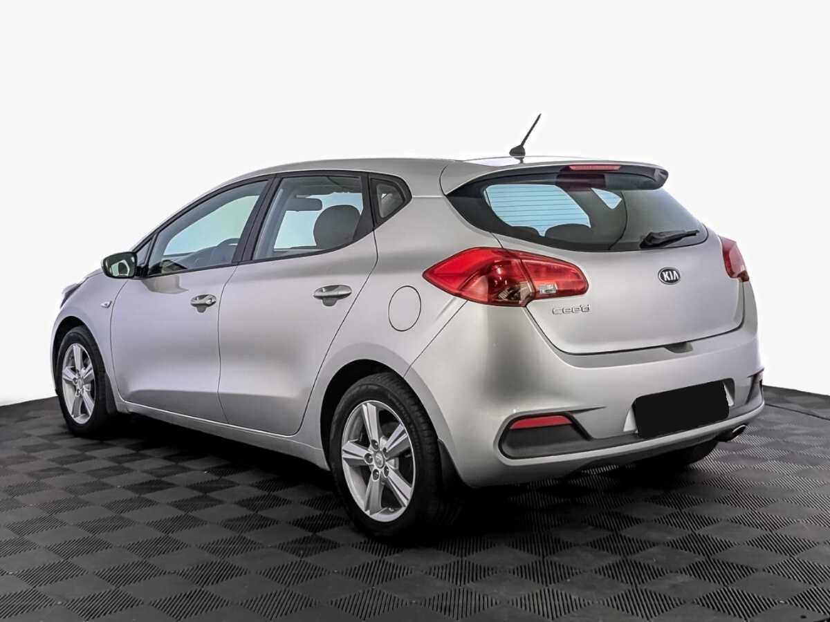 Купить Kia Ceed с пробегом. Фото: #6