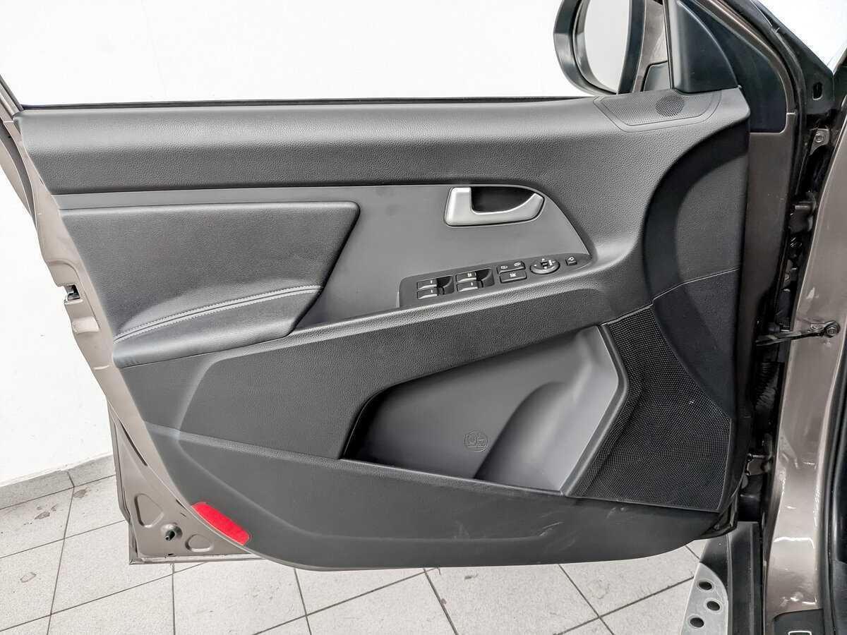 Купить Kia Sportage с пробегом. Фото: #16