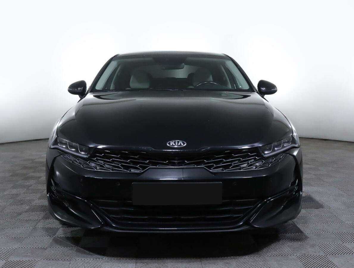 Купить Kia K5 с пробегом. Посмотреть фото