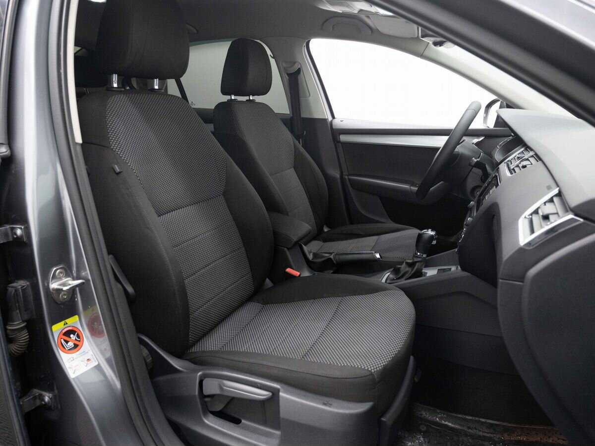 Купить Skoda Octavia с пробегом. Фото: #13