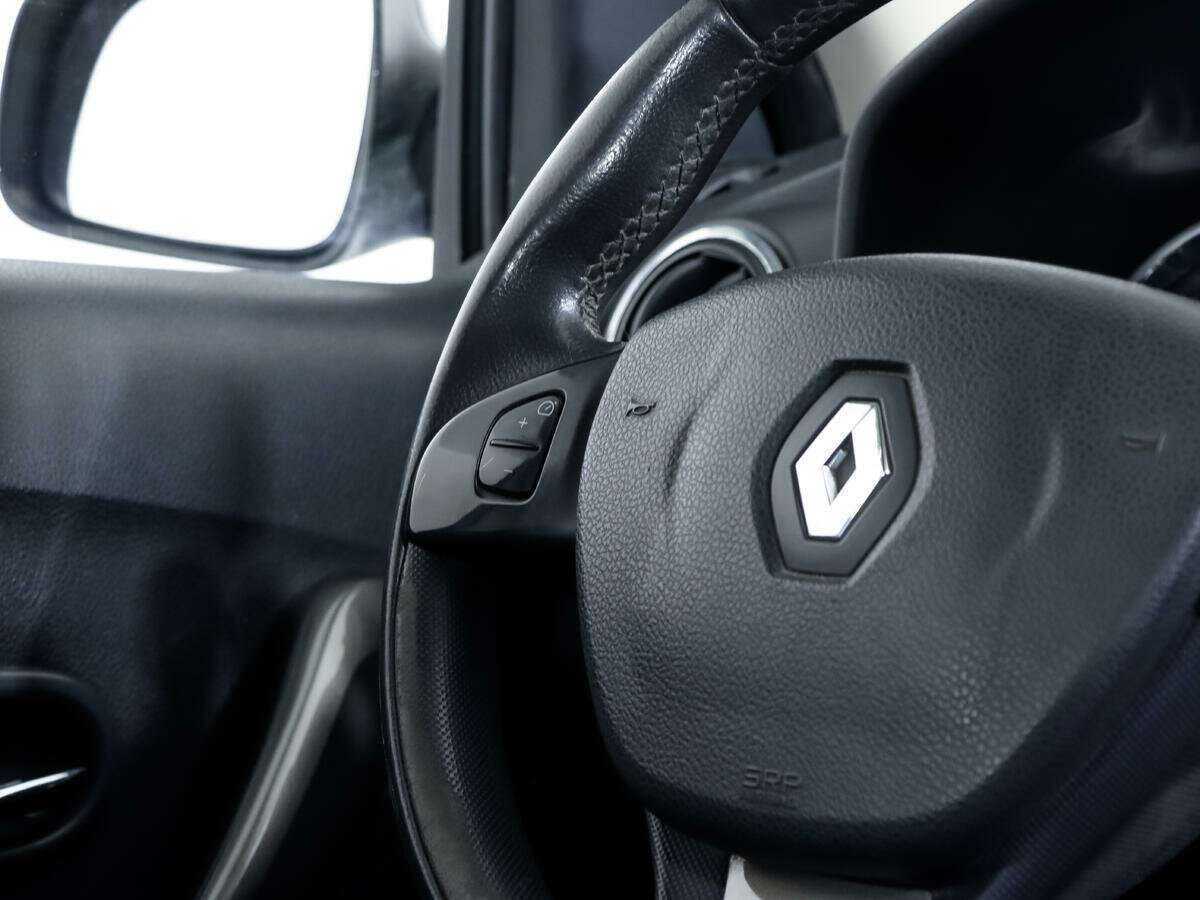 Купить Renault Sandero с пробегом. Фото: #14