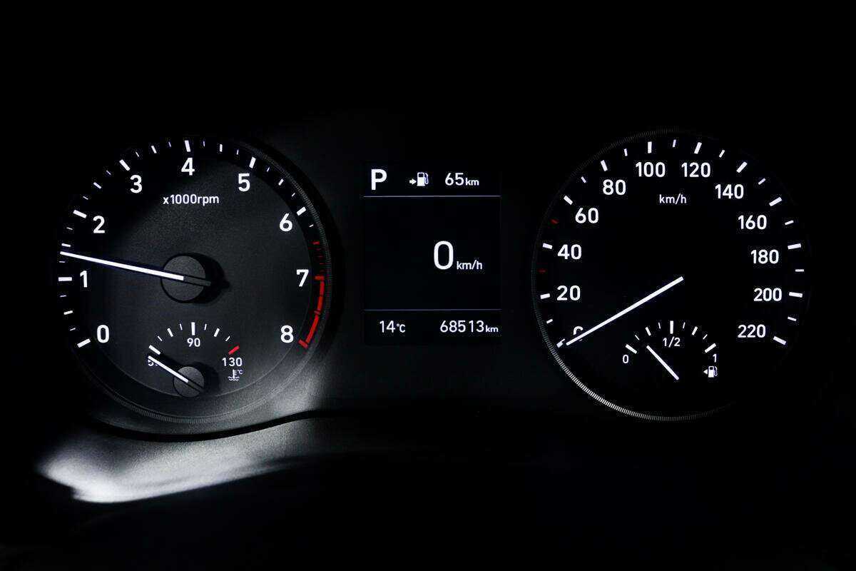 Купить Hyundai Solaris с пробегом. Фото: #9