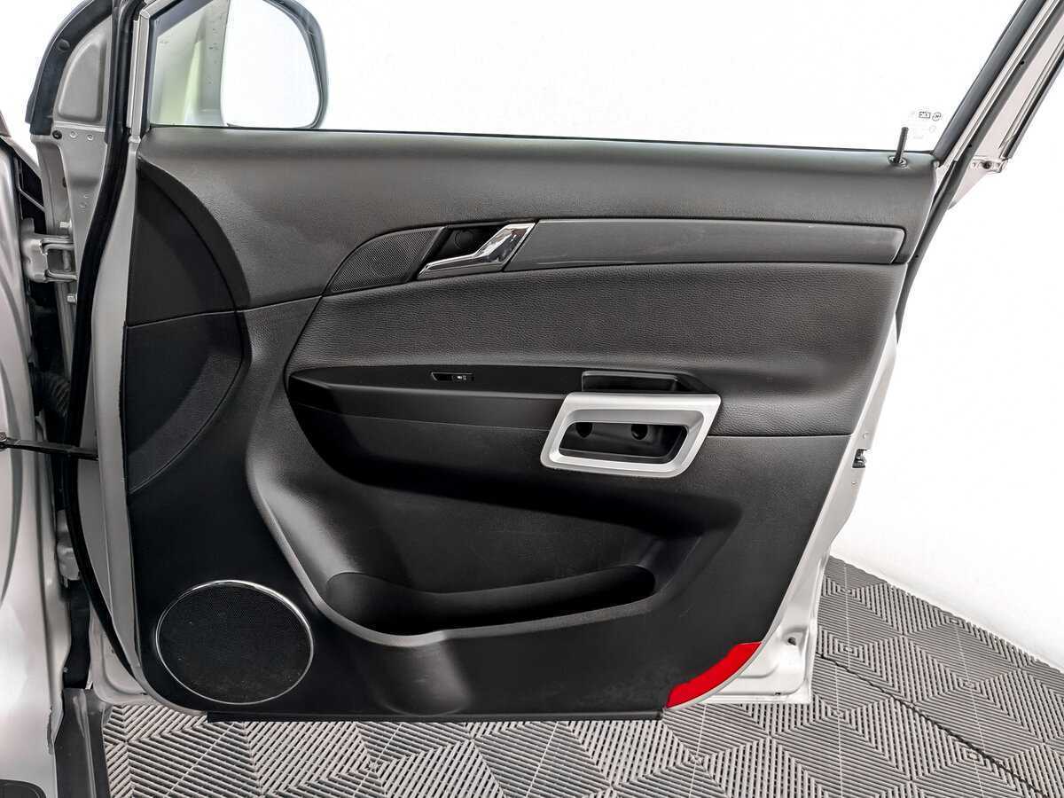 Купить Opel Antara с пробегом. Фото: #23