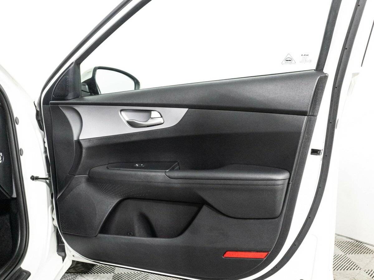 Купить Kia Cerato с пробегом. Фото: #27