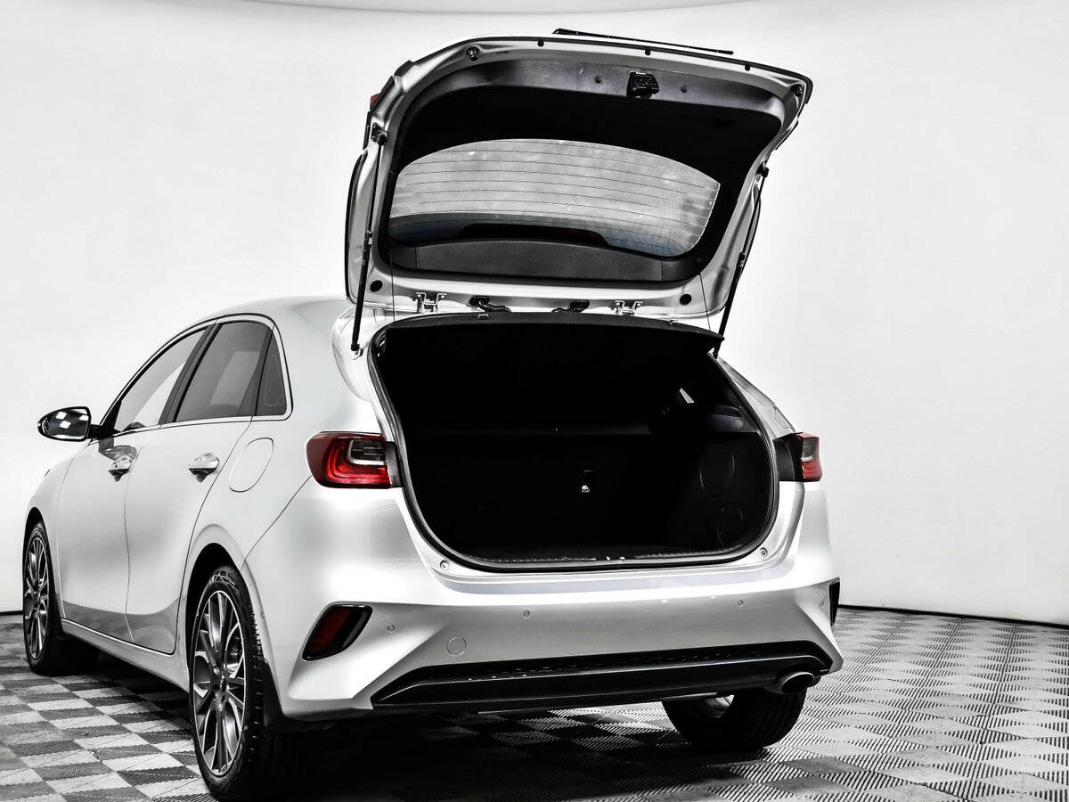 Купить Kia Ceed с пробегом. Фото: #14