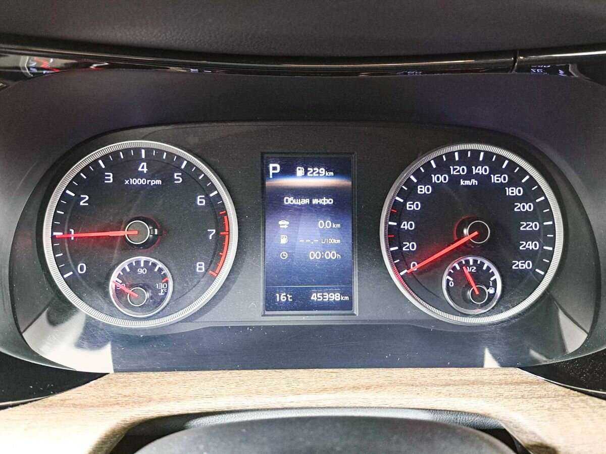 Купить Kia K5 с пробегом. Фото: #10