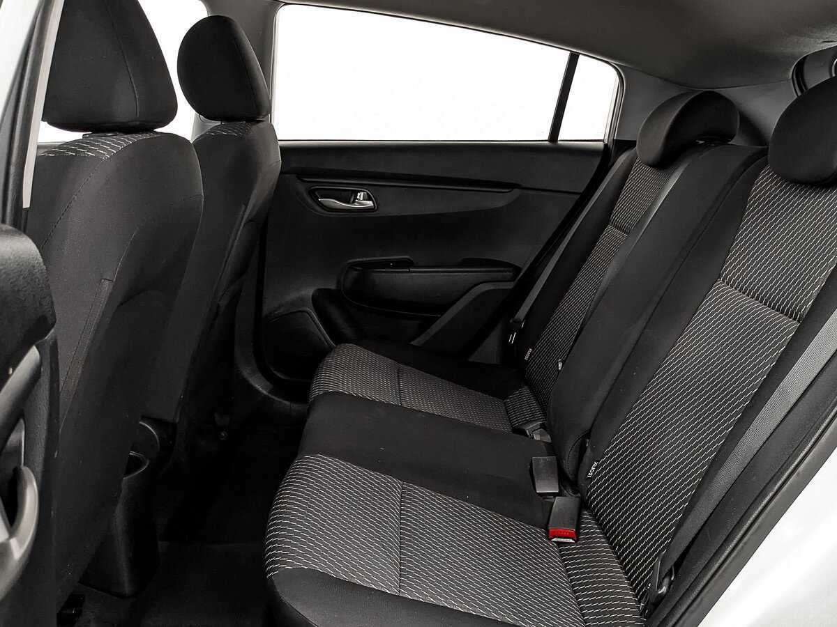 Купить Kia Rio с пробегом. Фото: #17