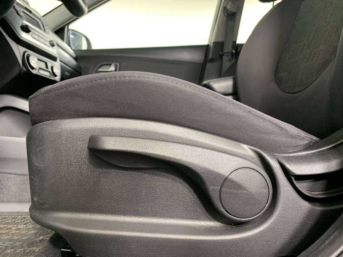 Купить Kia Rio с пробегом. Фото: #16