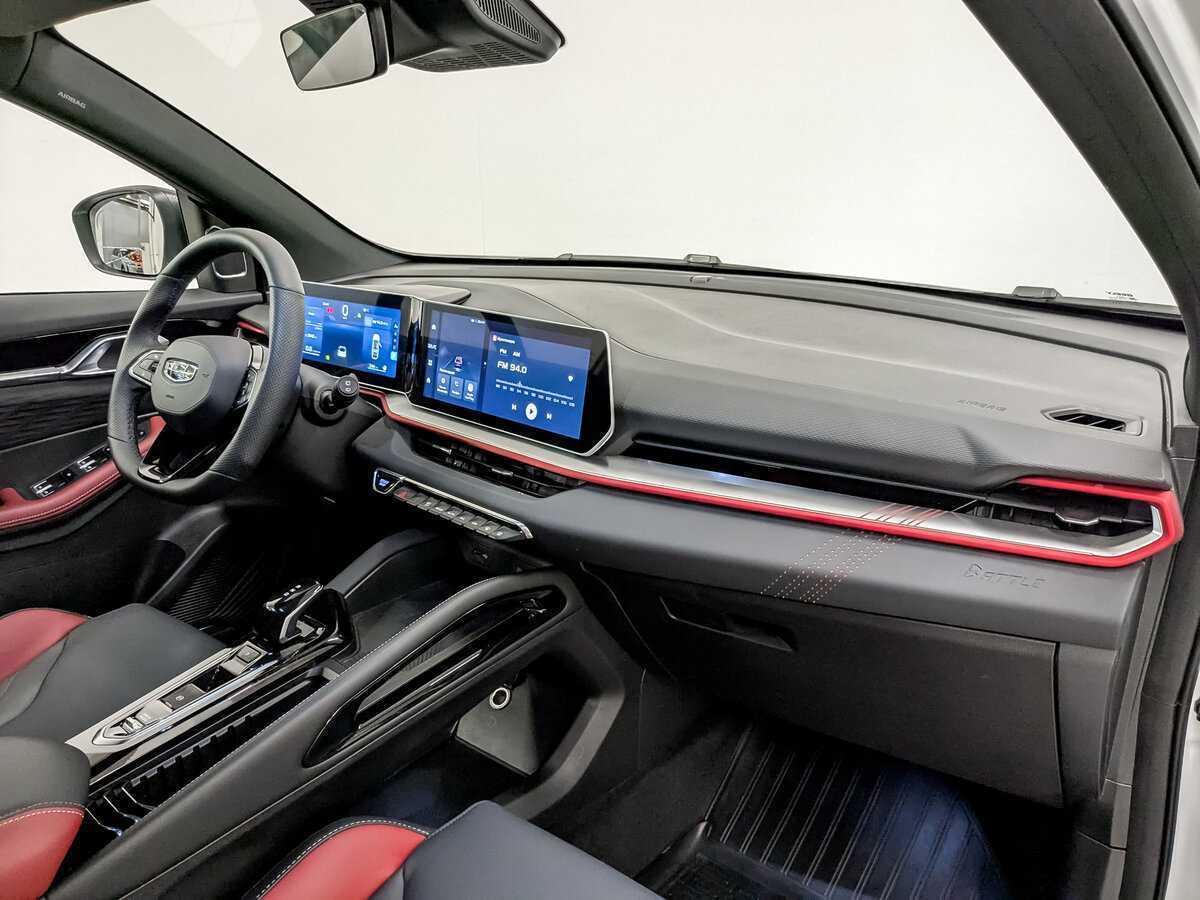 Купить Geely Coolray с пробегом. Фото: #10