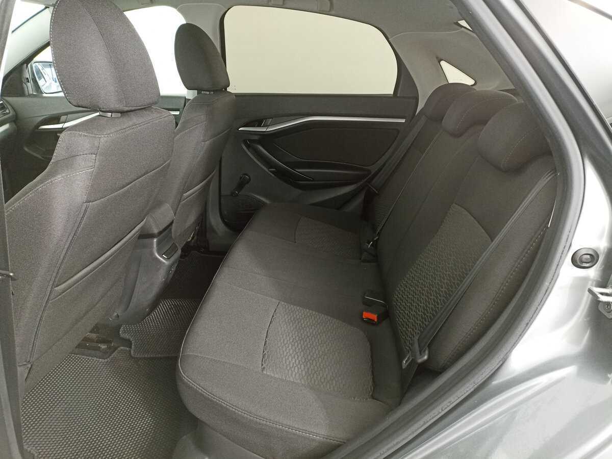 Купить Lada (ВАЗ) Vesta с пробегом. Фото: #10