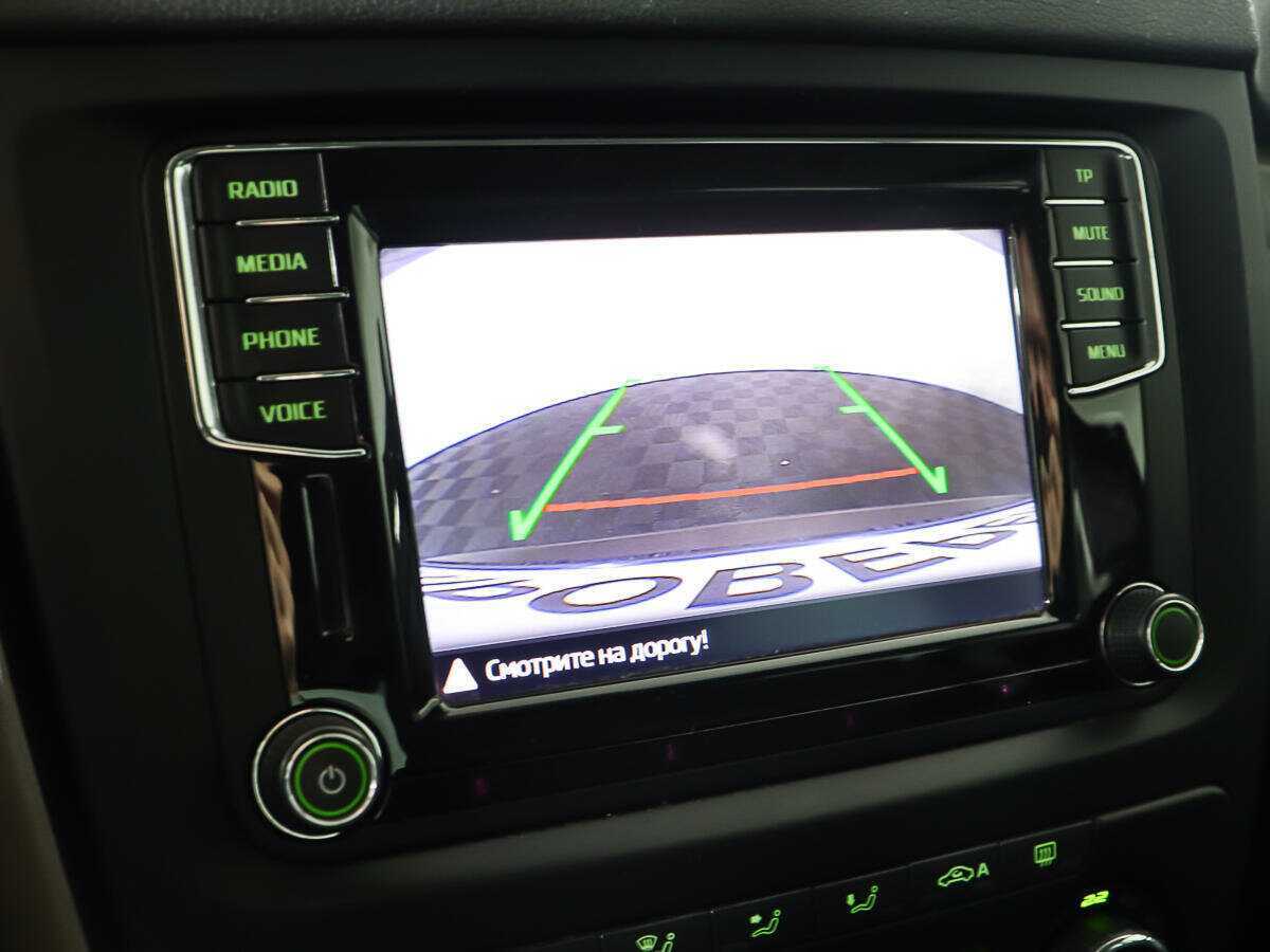 Купить Skoda Yeti с пробегом. Фото: #19