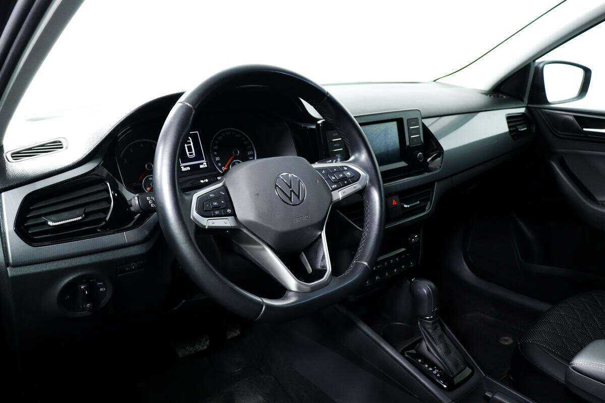 Купить Volkswagen Polo с пробегом. Фото: #12