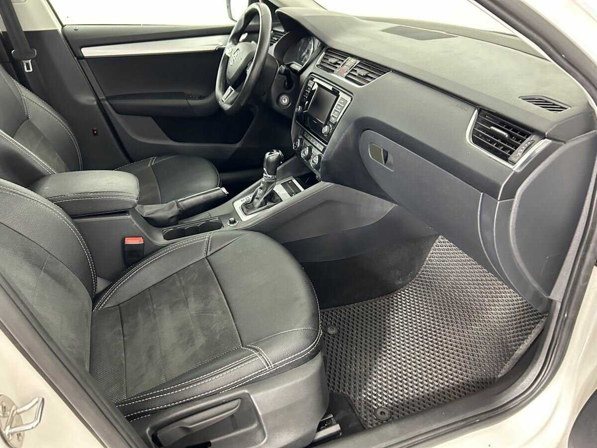 Купить Skoda Octavia с пробегом. Фото: #13