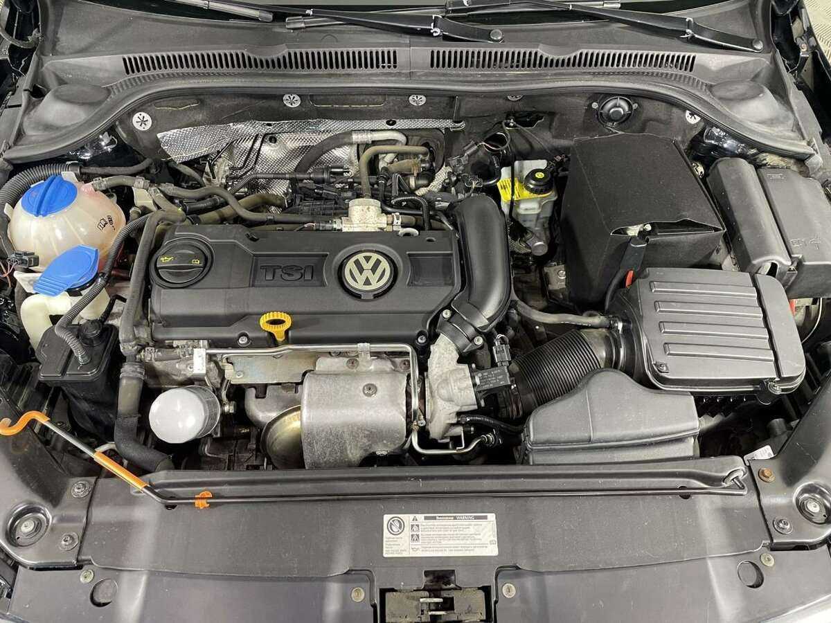 Купить Volkswagen Jetta с пробегом. Фото: #15