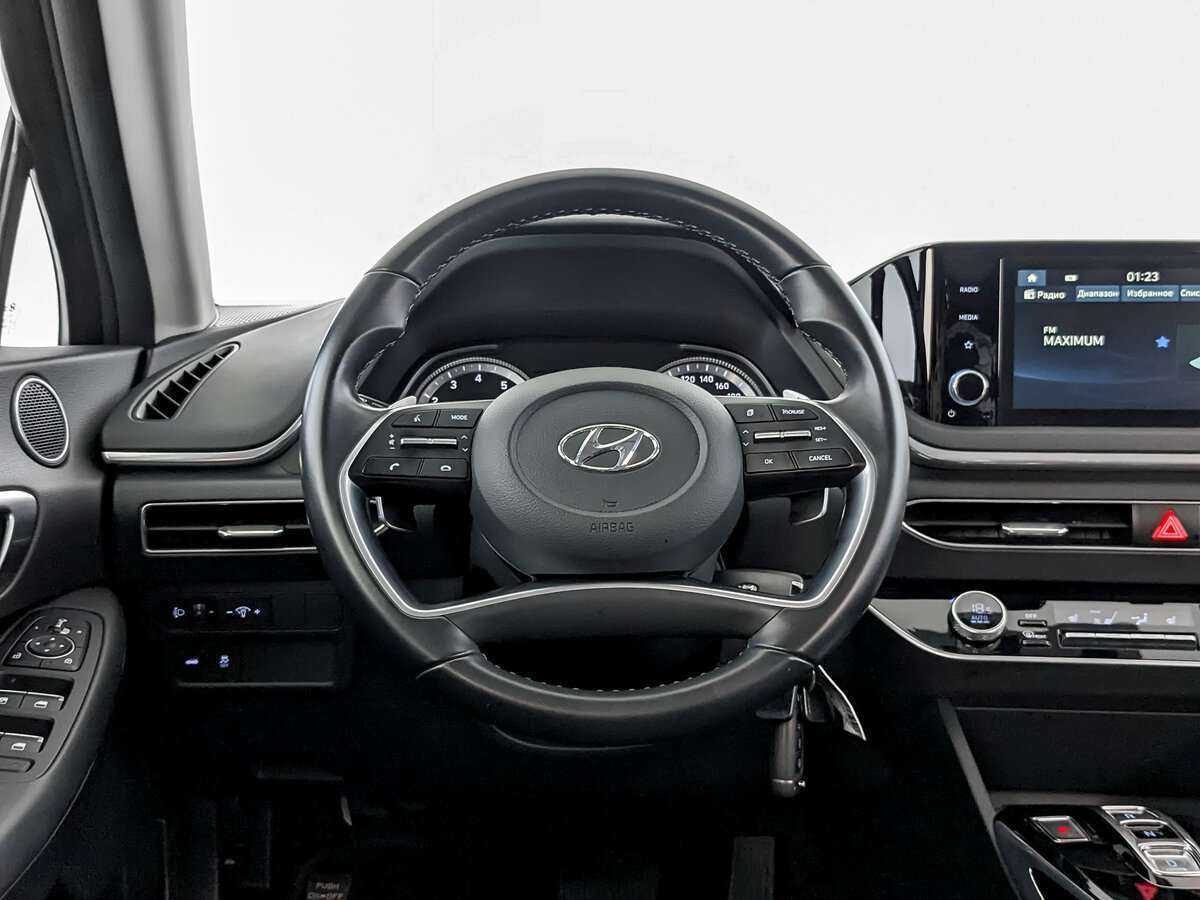 Купить Hyundai Sonata с пробегом. Фото: #20