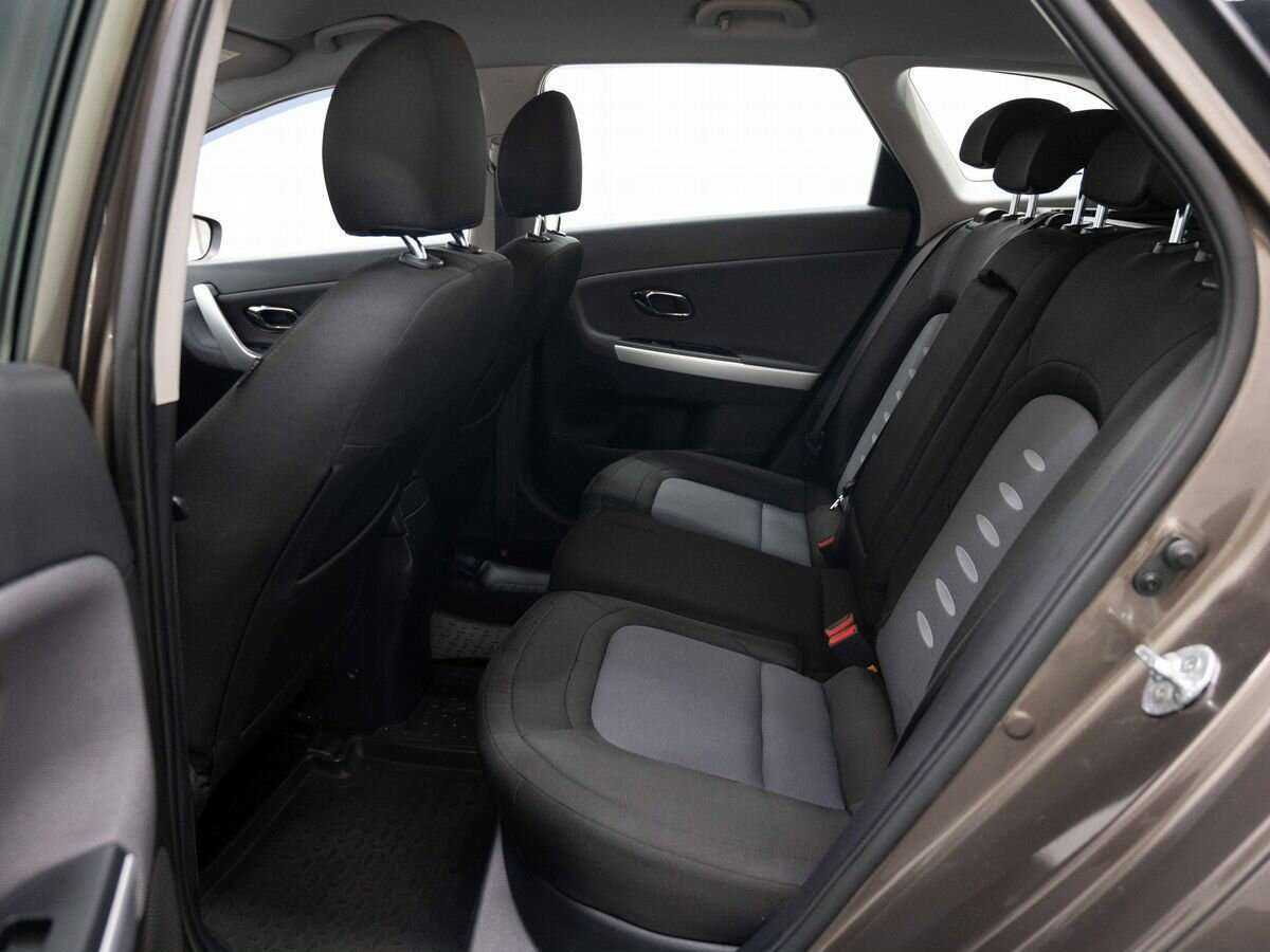Купить Kia Ceed с пробегом. Фото: #8
