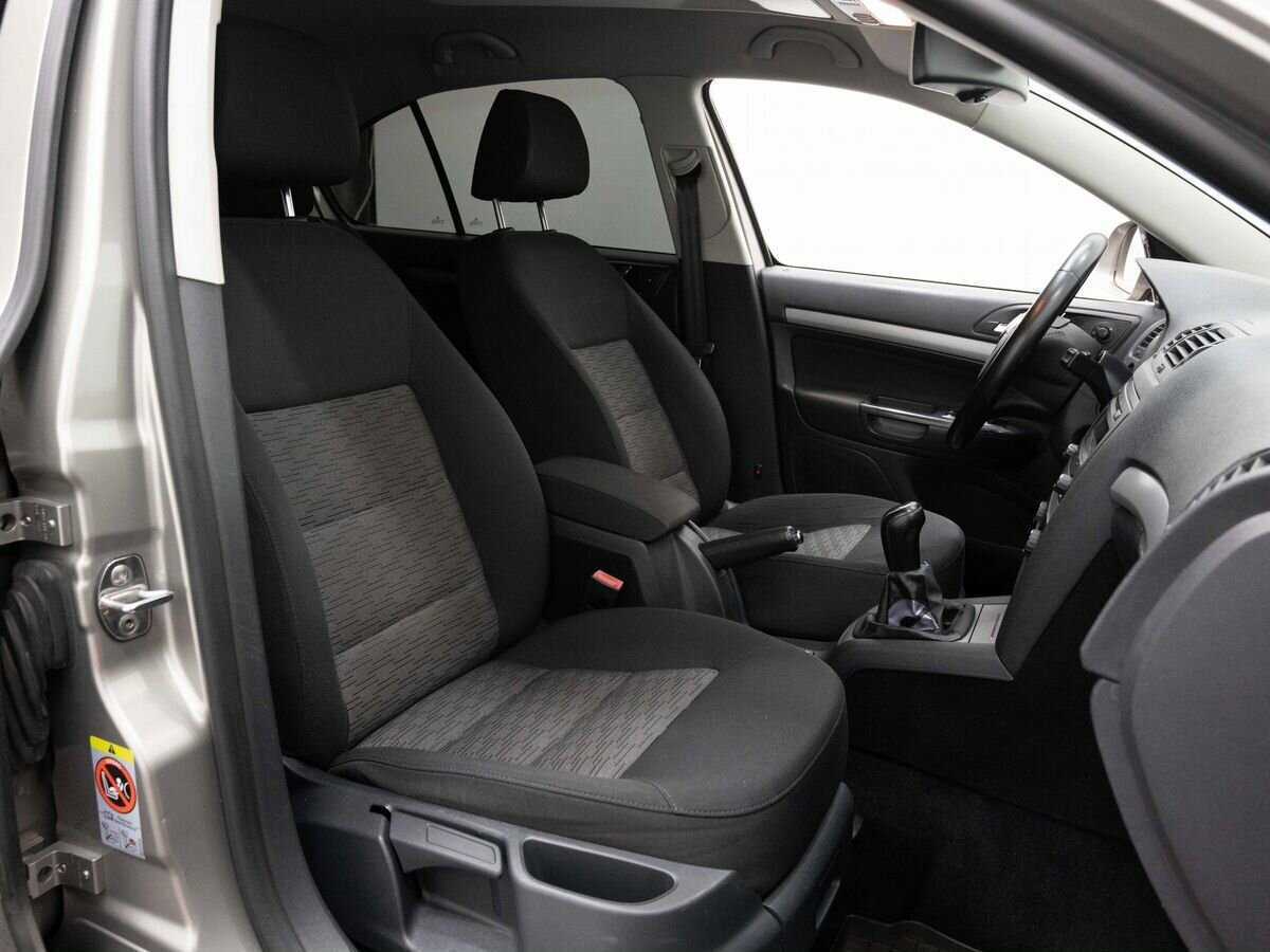 Купить Skoda Octavia с пробегом. Фото: #12