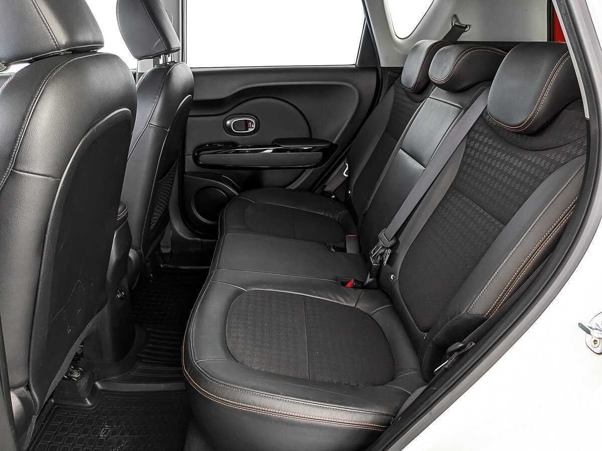 Купить Kia Soul с пробегом. Фото: #17