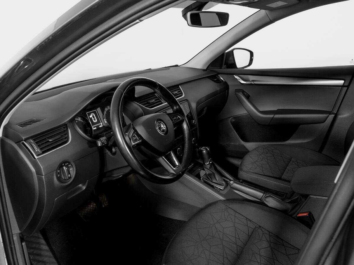 Купить Skoda Octavia с пробегом. Фото: #14