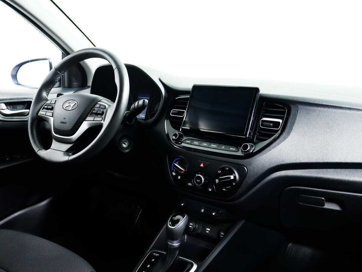 Купить Hyundai Solaris с пробегом. Фото: #8