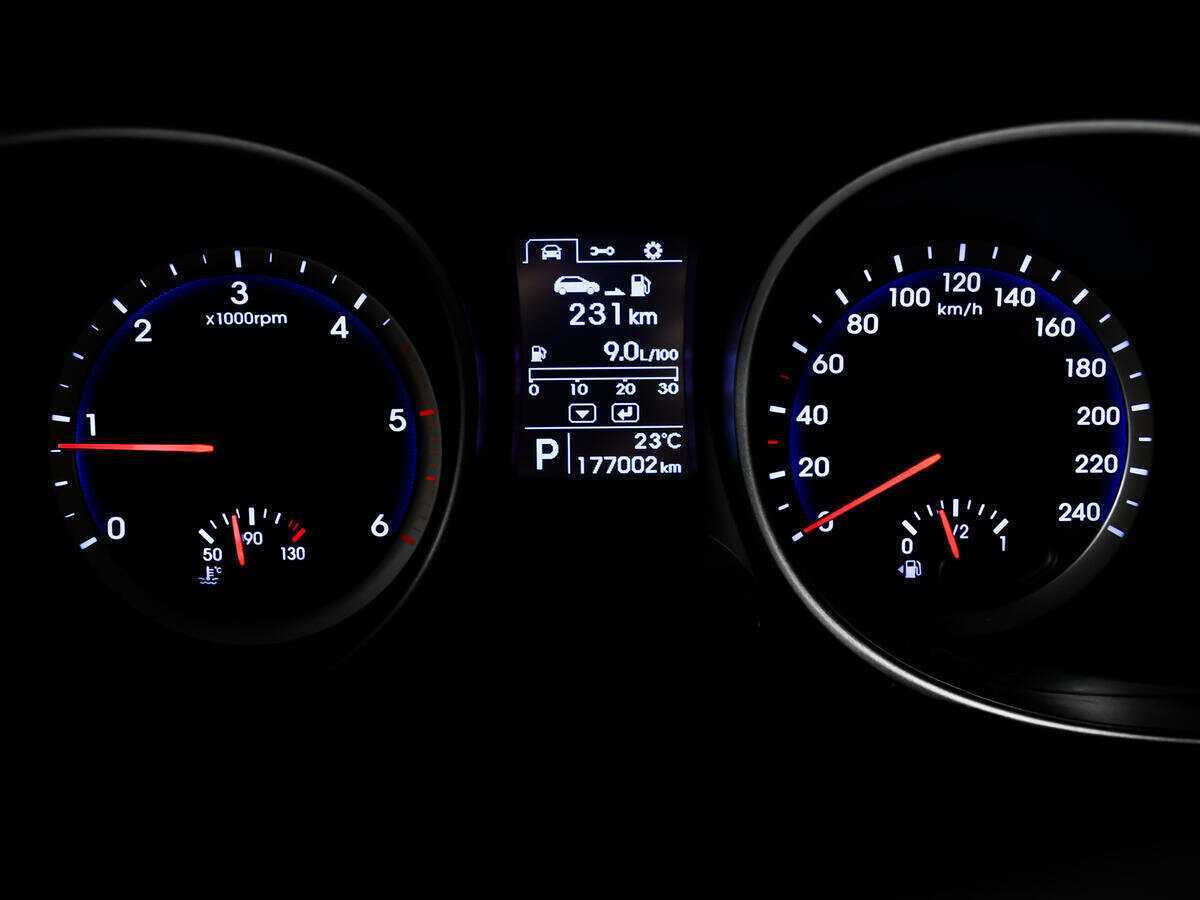 Купить Hyundai Santa Fe с пробегом. Фото: #9