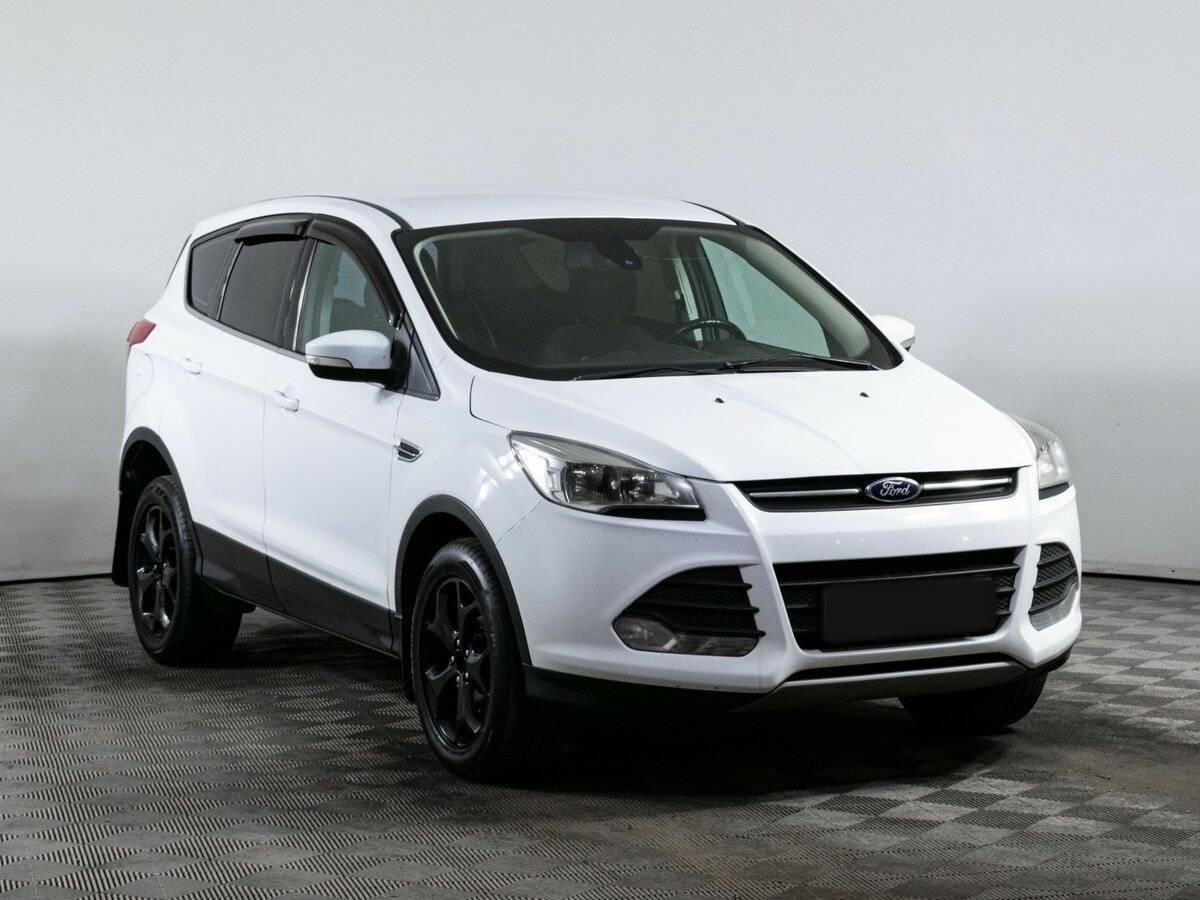Купить Ford Kuga с пробегом. Фото: #2