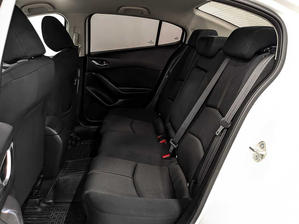 Купить Mazda 3 с пробегом. Фото: #15