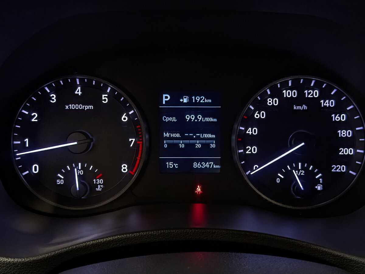 Купить Hyundai Solaris с пробегом. Фото: #12