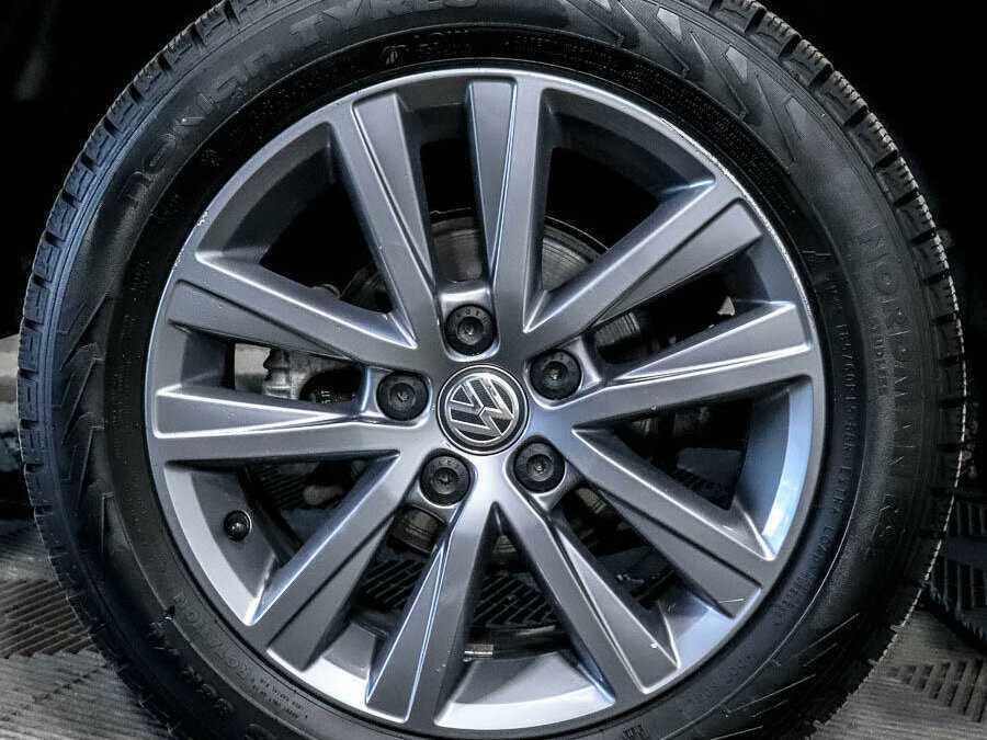 Купить Volkswagen Polo с пробегом. Фото: #14