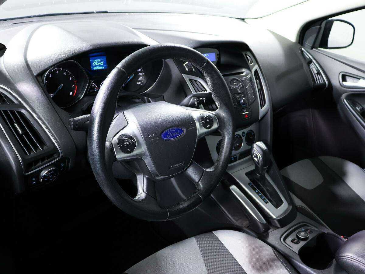 Купить Ford Focus с пробегом. Фото: #10