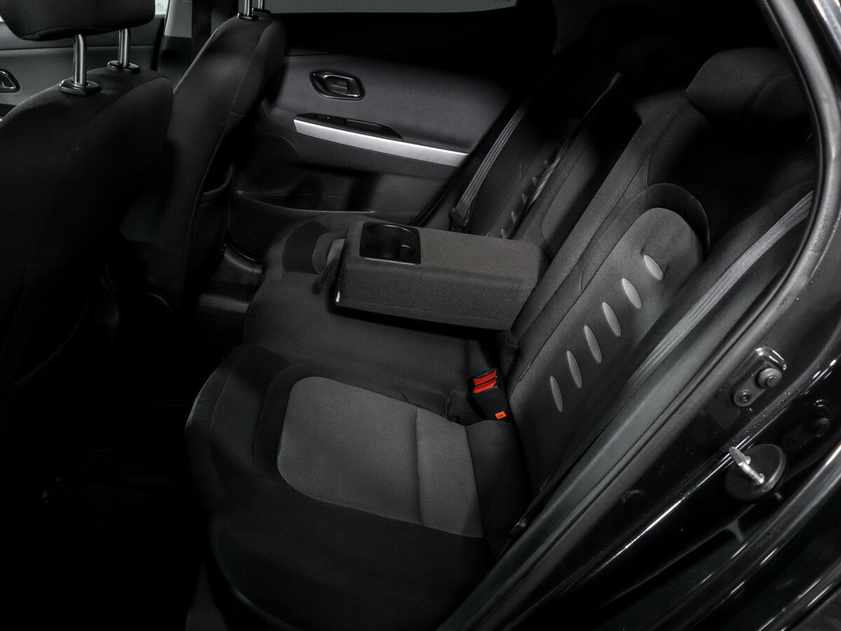 Купить Kia Ceed с пробегом. Фото: #7