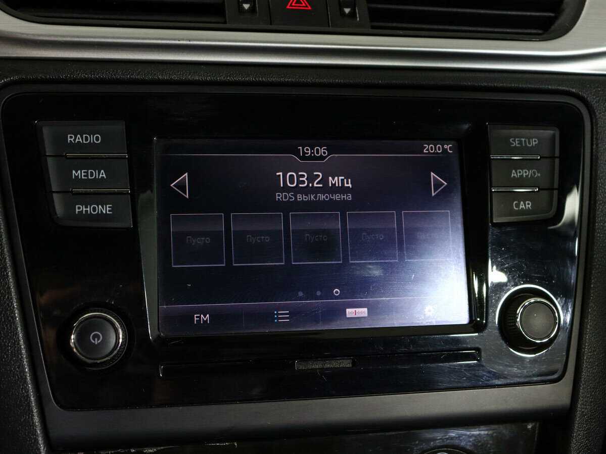 Купить Skoda Rapid с пробегом. Фото: #14