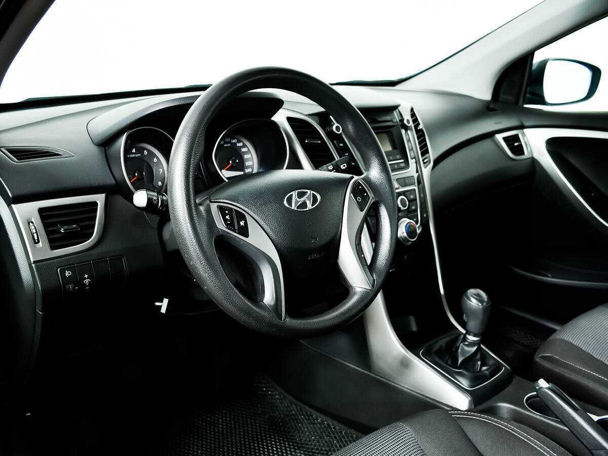 Купить Hyundai i30 с пробегом. Фото: #12