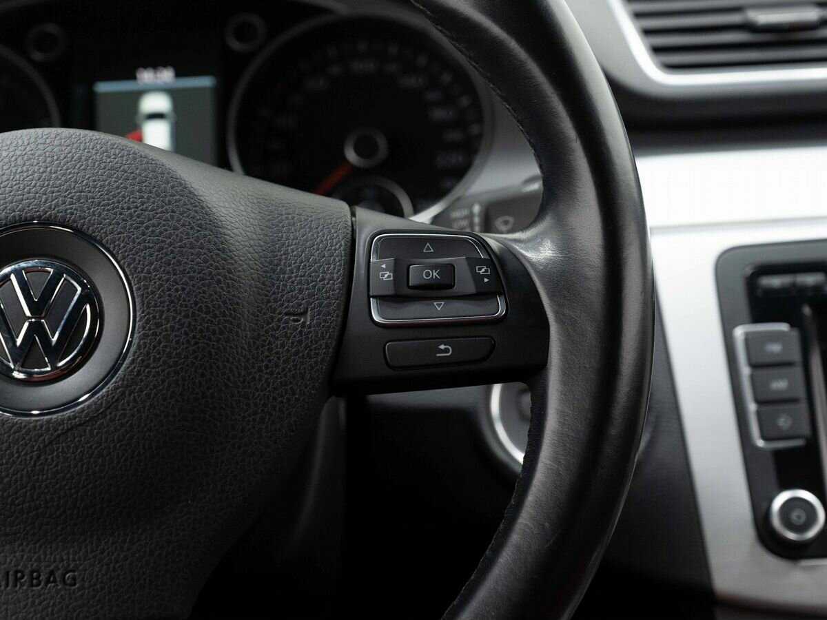 Купить Volkswagen Passat CC с пробегом. Фото: #16