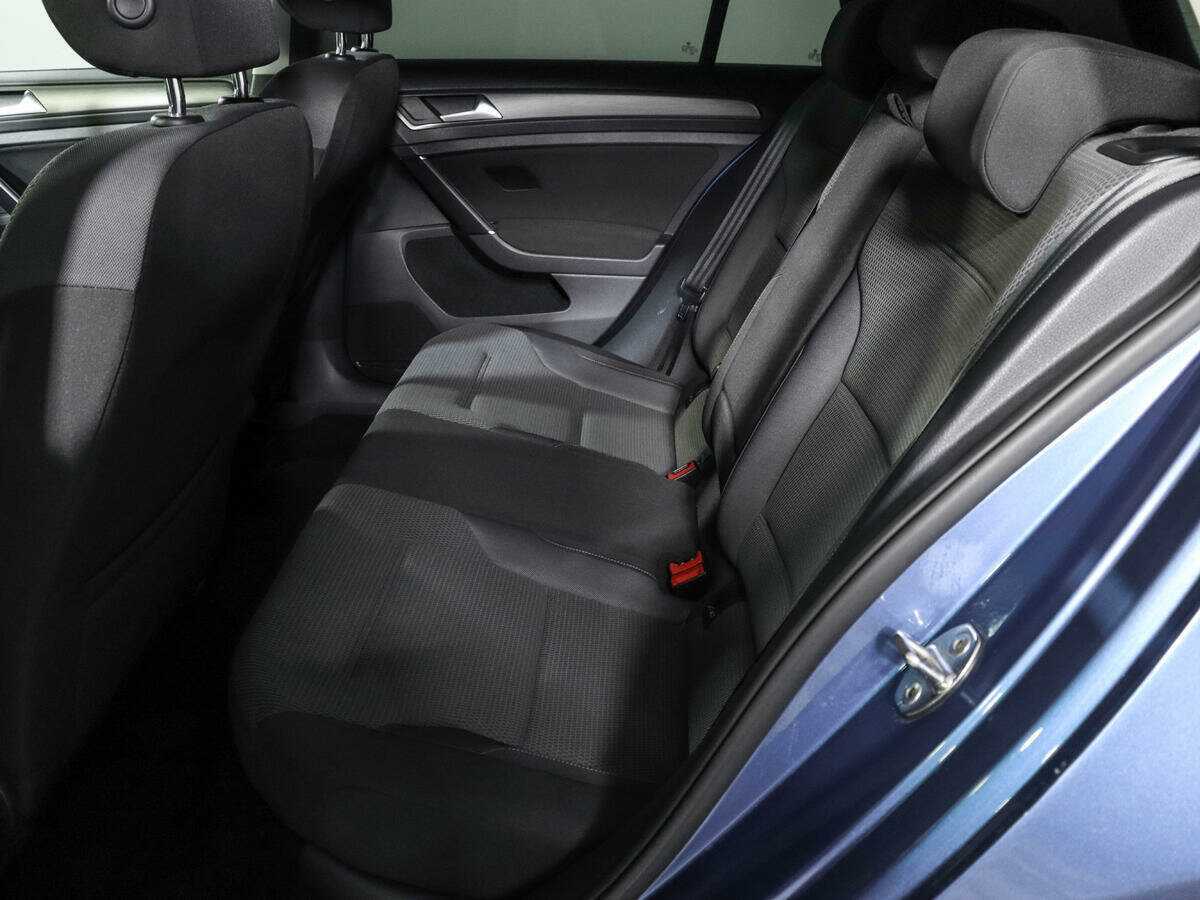 Купить Volkswagen Golf с пробегом. Фото: #7
