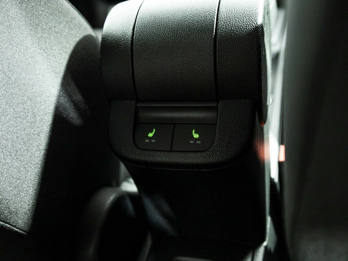 Купить Skoda Rapid с пробегом. Фото: #17