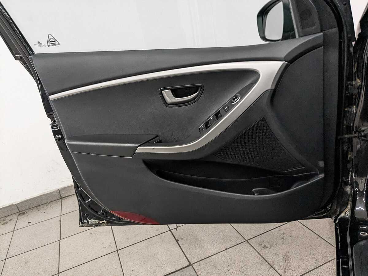 Купить Hyundai i30 с пробегом. Фото: #18