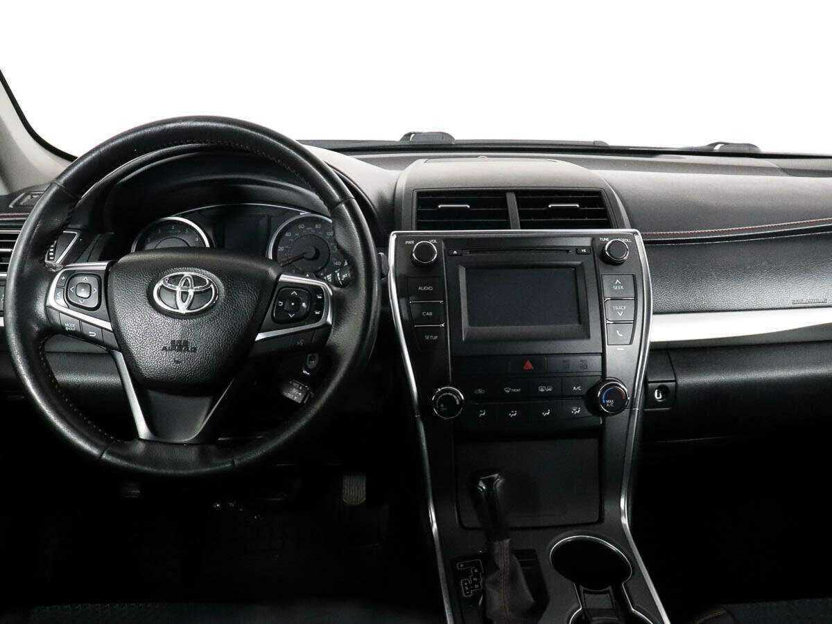 Купить Toyota Camry с пробегом. Фото: #8