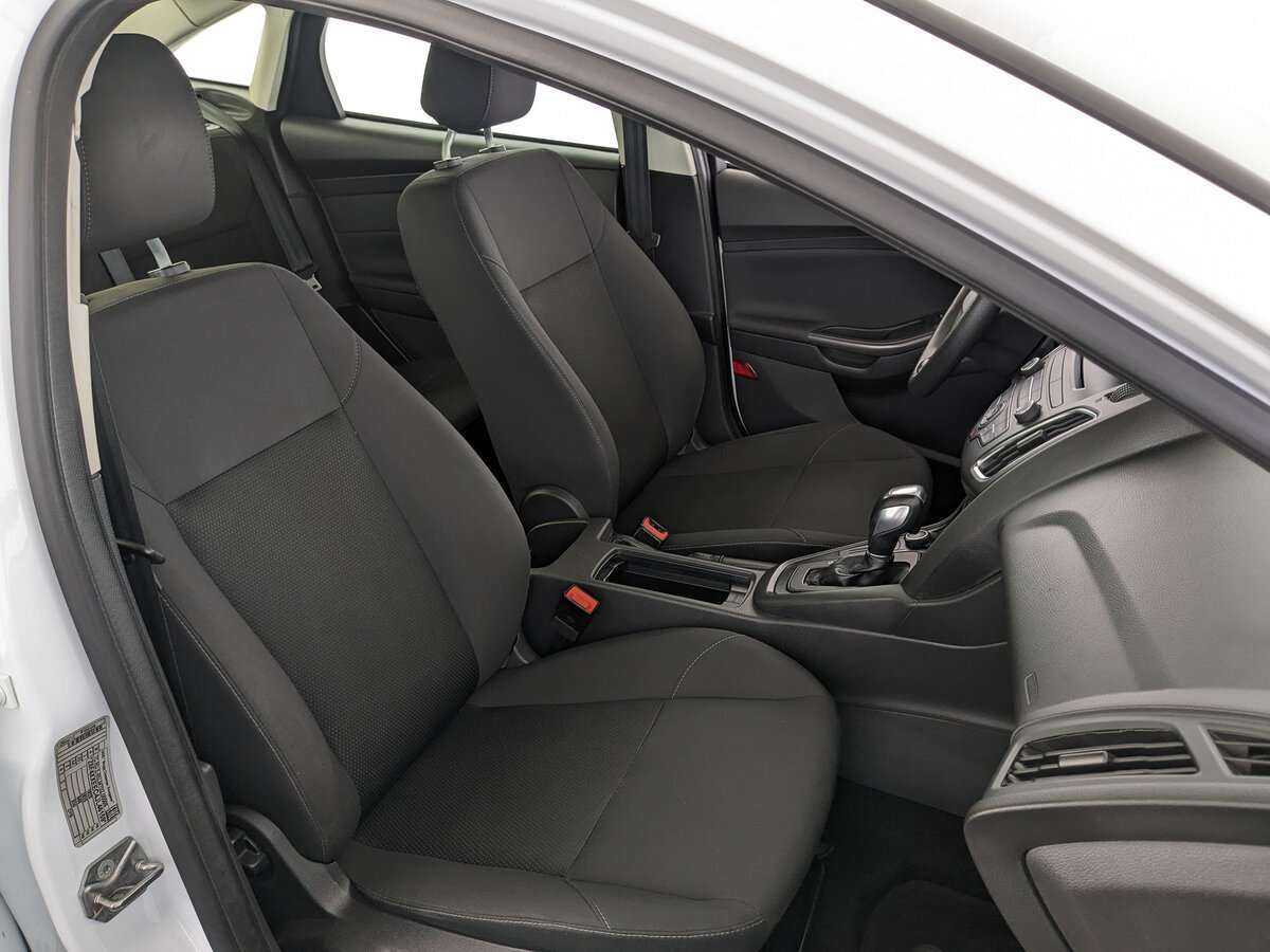 Купить Ford Focus с пробегом. Фото: #19