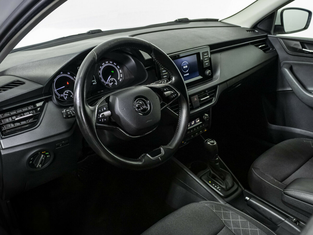 Купить Skoda Rapid с пробегом. Фото: #8