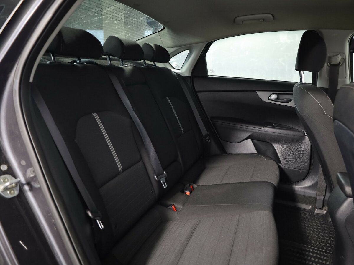 Купить Kia Cerato с пробегом. Фото: #7