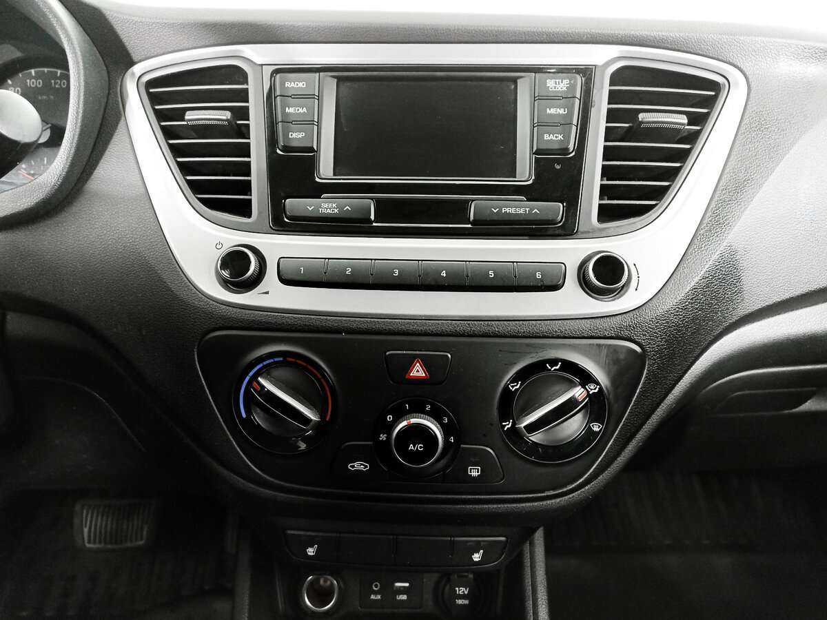 Купить Hyundai Solaris с пробегом. Фото: #12