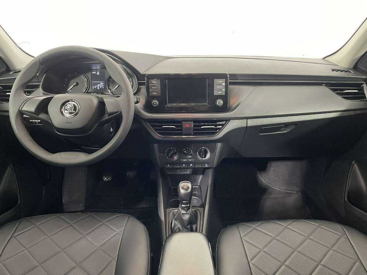 Купить Skoda Rapid с пробегом. Фото: #6
