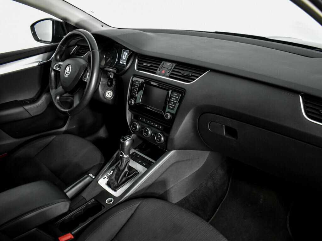 Купить Skoda Octavia с пробегом. Фото: #8