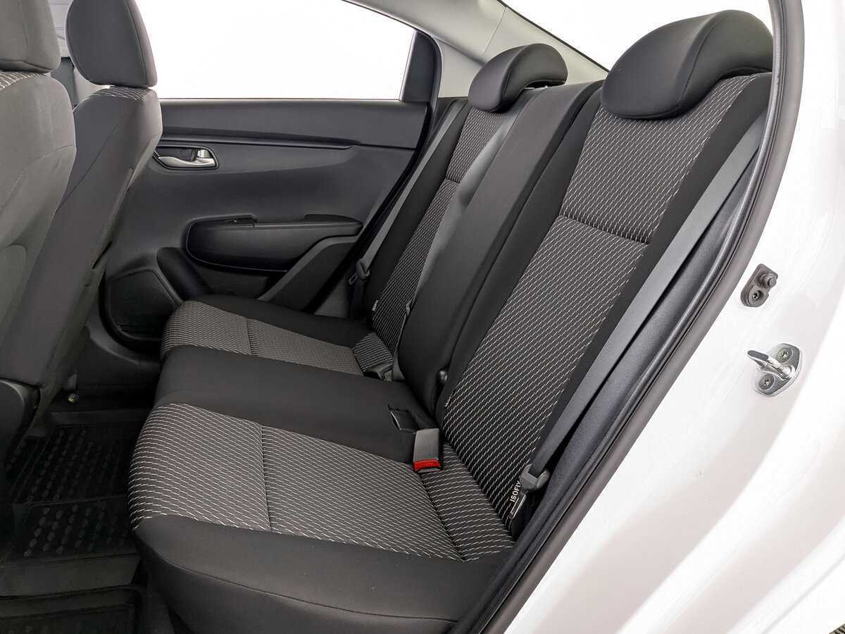 Купить Kia Rio с пробегом. Фото: #11