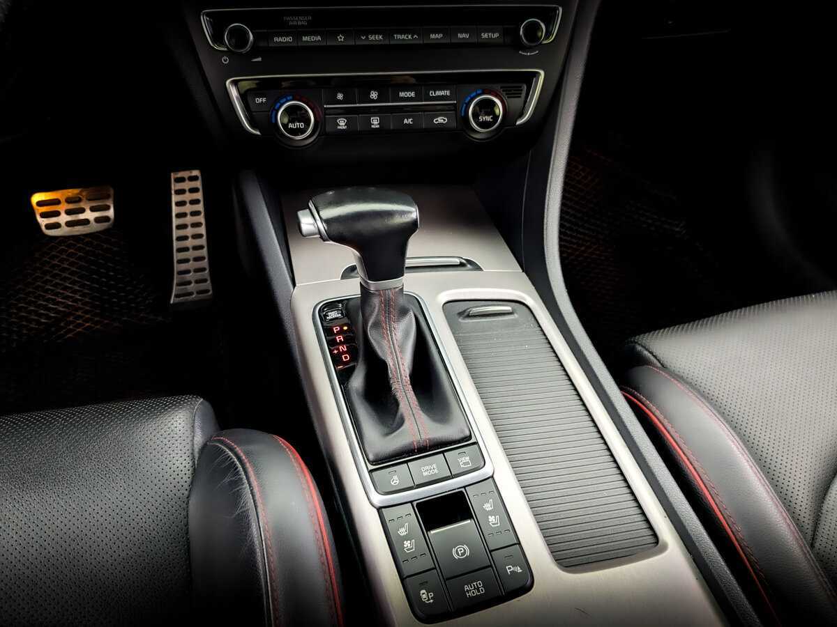 Купить Kia Optima с пробегом. Фото: #25